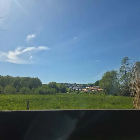 Renoverat Strandhus Med Unikt Läge Semesterbostad Abjerg